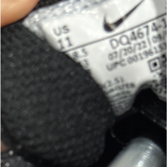 Women Nike Legend Essential 3 Next Nature Premium Training Sneakers, Size 11. - Picture 10 of 11